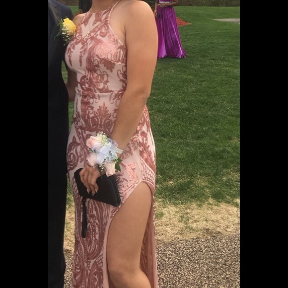 Long nude pink prom dress - Picture 4 of 4